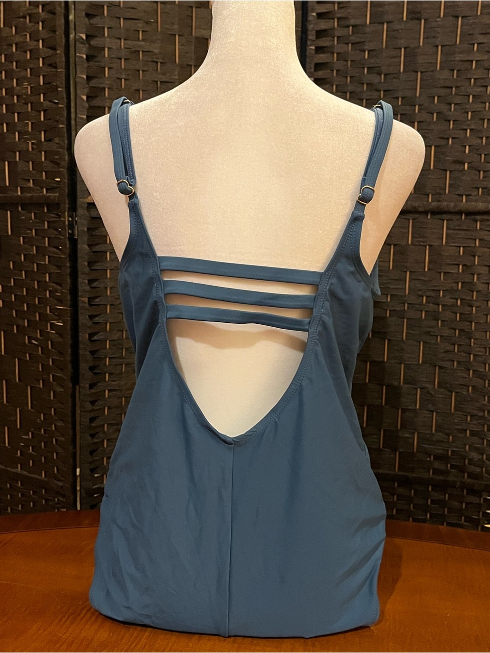 BCBGMAXAZRIA one-piece swimsuit Faux lace-up. Removable cups. Grey-blue XL. NWT - Picture 3 of 10